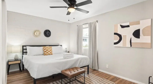 Fashion Square Apt1 SWVillage Scottsdale 8Plex, Забронировать Апартаменты/квартира Скотсдейл 