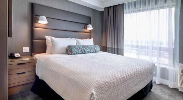 Двухместный люкс Sandman Signature Plano-Frisco Hotel