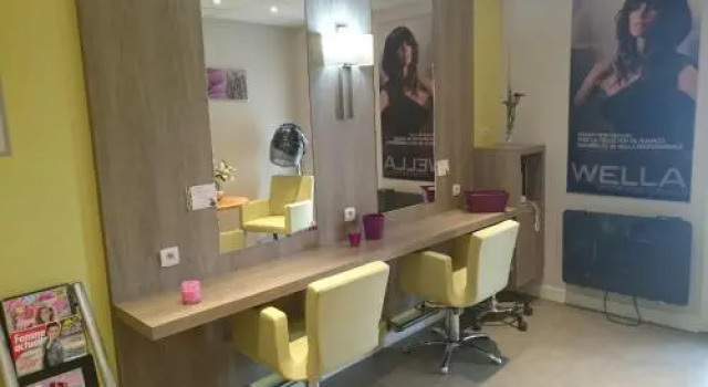 Domitys La Seigneurie, Rezerwuj Hotel Hotele w Saintes z basenem, Basen