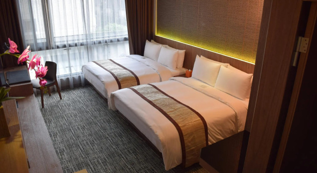 Четырёхместный номер Standard Hotel In
