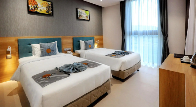Sun Kiss Hotel