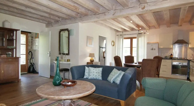 Spacious Estate in Roussines, Réserver Maison de vacances Cottages à Charente, Cottage