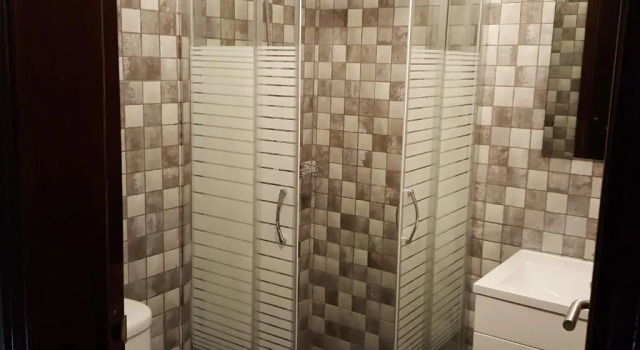 Кровать в общем номере Almancil Hostel