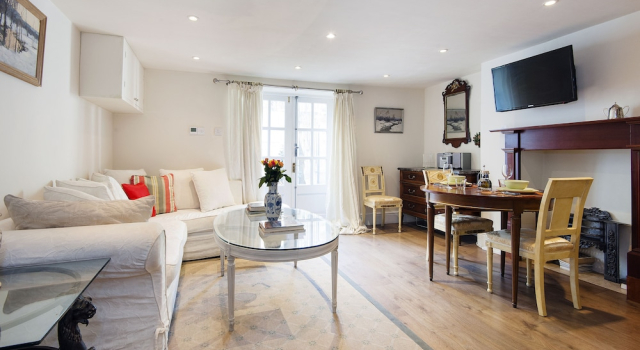 Pleasant Hackney Home by Victoria Park, Забронировать Отель Хокни Лондон, рядом с London Fields Train Station