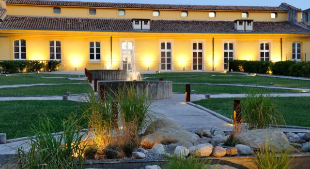 Aquabella Hôtel & Spa, Забронировать Курортный отель Отели Экс-ан-Прованса с бассейном, рядом с Большой театр Прованса, Бассейн