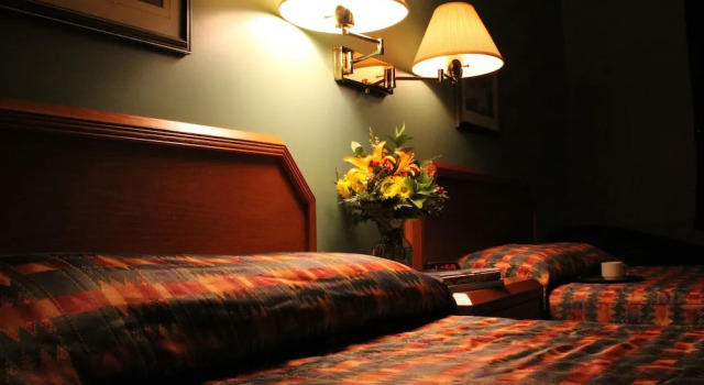 Четырёхместный номер Classic Hôtel Val-des-Sources