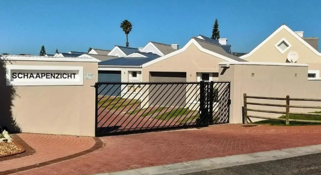 Коттедж Seehuisie, Langebaan 6-Sleeper