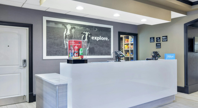 Hampton Inn & Suites Fort Worth-Fossil Creek