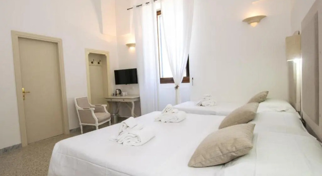 Трёхместный номер Standard B&B Masseria Mazzetta - La Corte del Falconiere