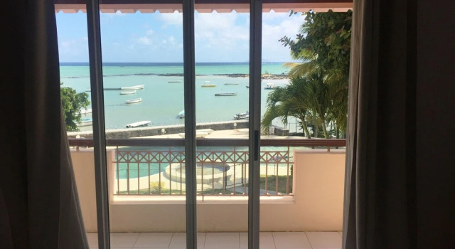 Bungalow for Families and Friends by the sea and Pool - by Feelluxuryholidays, Prenota Hotel Grande Gaube Mauritius Costa Nord