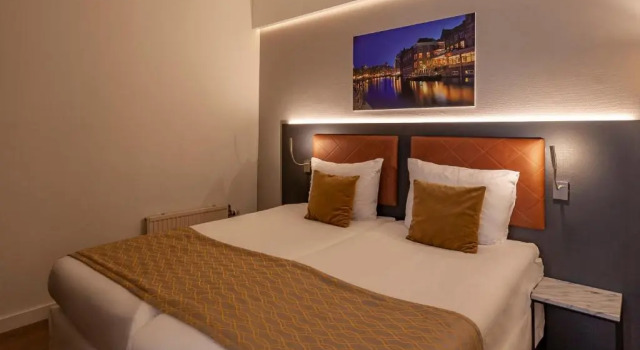 Четырёхместный номер Avenue Hotel