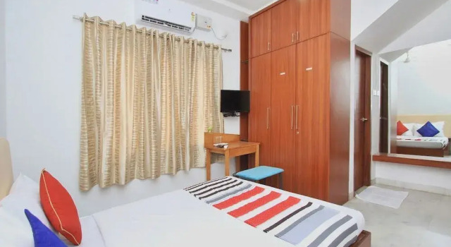 Red Carpet Residence By OYO Rooms