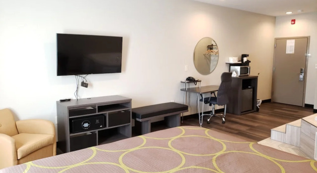 Номер Deluxe Super 8 by Wyndham St. Louis North
