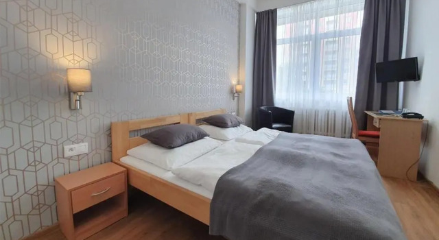 Hotel Preveza, Rezerwuj Hotel Hotele w Košický kraj z parkingiem, Parking