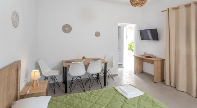 Апартаменты Seaside Escape Near beach  DionysiaSea 1