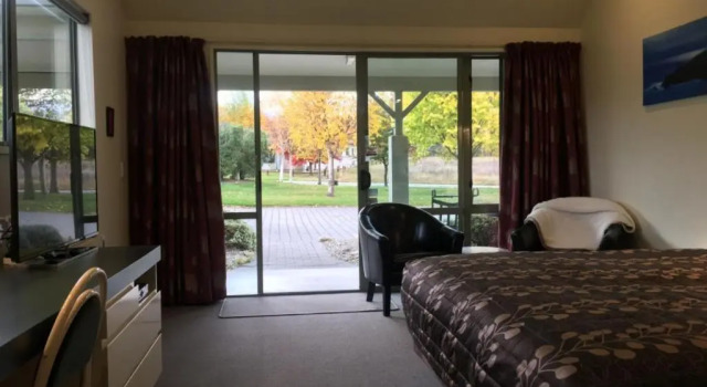 Номер Standard Colonial Manor Motel