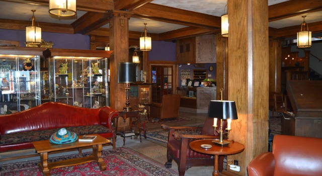 The Black Hawk Hotel, Réserver Hôtel Cedar Falls 