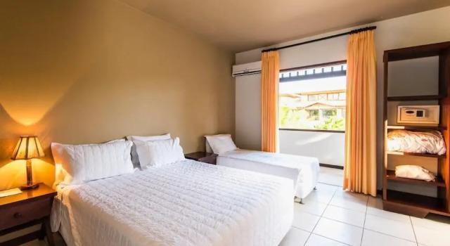 Четырёхместный номер Standard Hotel Eco Atlântico