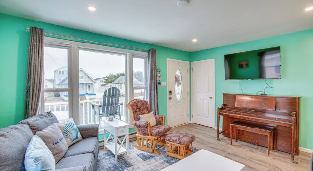 Коттедж Beach House w/ Private Pool in North Wildwood