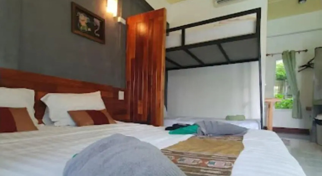 Четырёхместный семейный номер Standard Cha-Cha Hotel