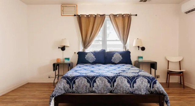 Beach House in Alpine, Rezerwuj Bed and Breakfast Alpine Teksas