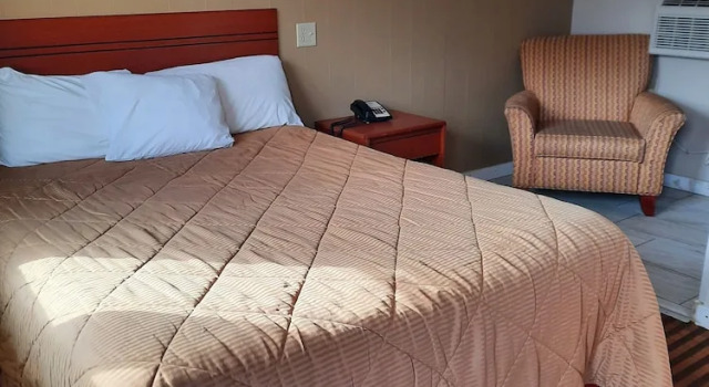Номер Economy Motel Reedsburg