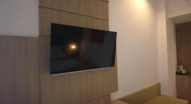 Camera Standard The Green Peak, ARTOTEL Curated