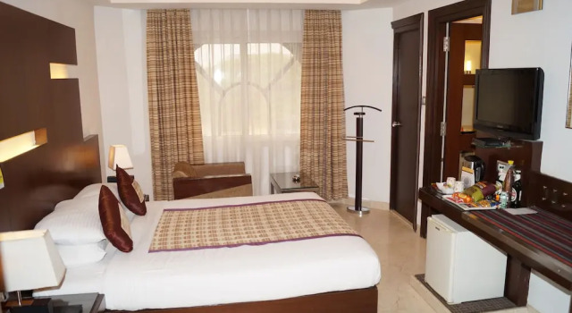Номер Luxury с балконом The President Hotel