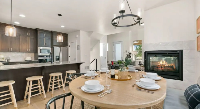 Коттедж Coastal Chic Home near New Belgium & Old Town FC