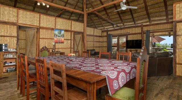 Deluxe Villa Ocean Pearl Beach Lodge