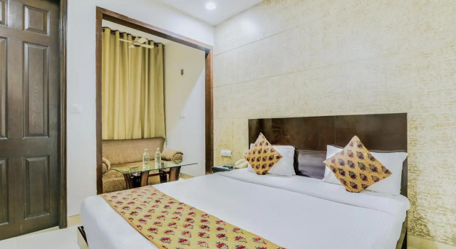 Номер Deluxe Cosy Grand, Chanakyapuri by The Cosy Hotels