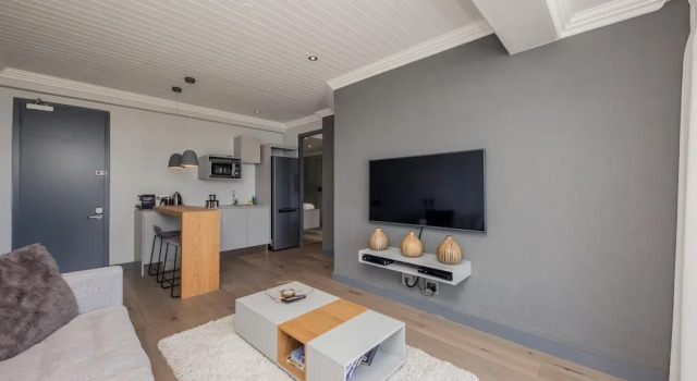 Cozy Apartment Opposite Camps Bay Beach Seasonsfind the Bay, Забронировать Апартаменты/квартира Апартаменты Cape Peninsula, Апартаменты/квартира