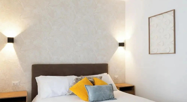 Barirooms - Cardassi Suites
