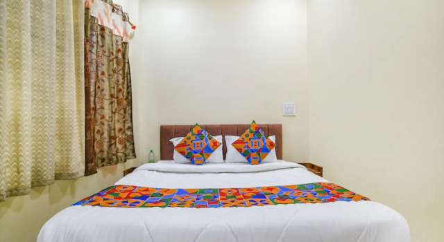 Номер Standard Fabexpress Udgam Palace