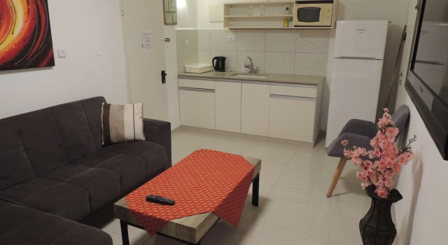 Апартаменты Цокольный этаж c 1 комнатой Ashers Apartments