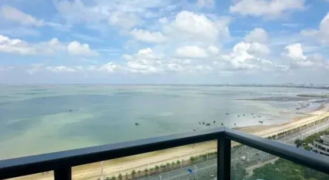 Люкс Deluxe Beibu Bay No.1 Pinxi Seaview Art Design Seaview Resort Apartment