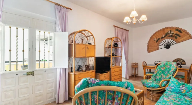 Traditional Holiday Home in Torre del Mar With Terrace, Забронировать Отель Отели Торре-дель-Мар 3 звезды, рядом с Пляж Торре дель Мар, 3*