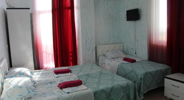 Четырёхместный номер Standard Hotel Georgia