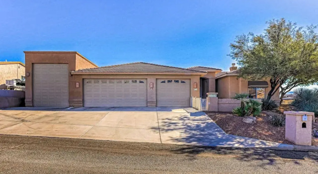 Коттедж Poolside Bliss: Pet-friendly Lake Havasu City Gem