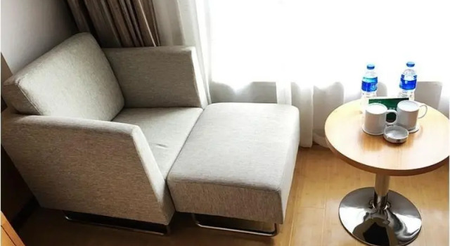 GreenTree Inn Jiaxing Nanyang College Henglong Square Hotel, Prenota Hotel Hotel a Jiaxing con parcheggio, Parcheggio