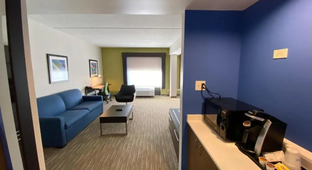 Люкс Holiday Inn Express & Suites - Prospect Heights by IHG