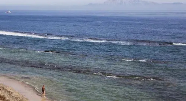 Beach Front Villa Amazing Views, Забронировать Вилла Виллы Тарифа, Вилла