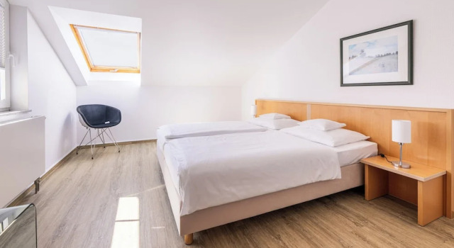 Люкс Comfort c 1 комнатой с балконом Inselhotel Rügen