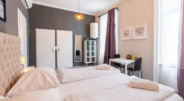 Апартаменты Bright ,cozy , central and cute studio in Vienna