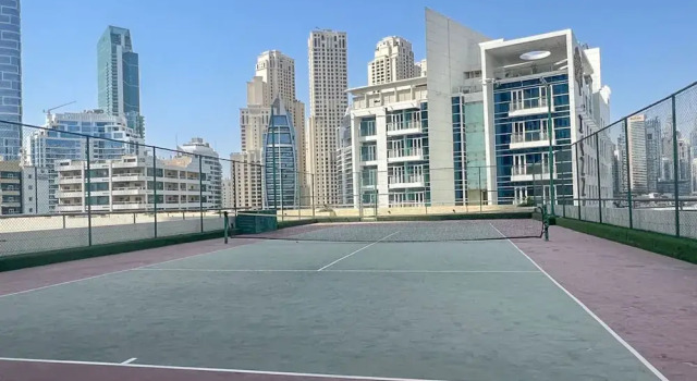 Апартаменты Gorgeous 1 Bedroom in DEC Tower With Marina Views