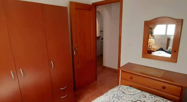 Cozy Holiday @ 3BR Apt Near Beach Promenade!, Забронировать Отель Отели Торревьеха с парковкой, рядом с Городской театр Торревьехи, Парковка