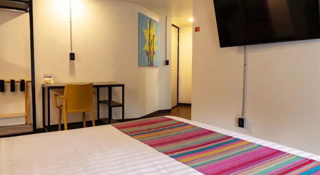 Двухместный люкс с балконом Hotel VIVE MX cuauhtémoc CDMX, Trademark by Wyndham