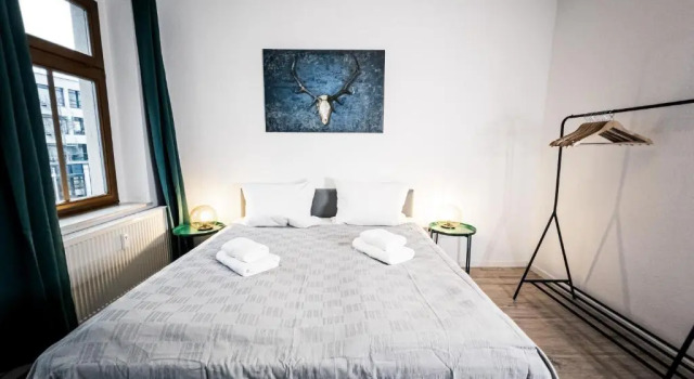 ⋙ Stilvolle Wohnung mit 2 Schlafzimmern & Balkon ⋘, Book Hotel Leipzig Saxony