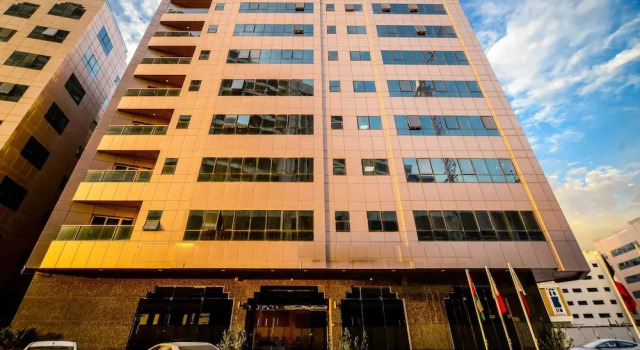Al Khan Corniche Road Deluxe - 1 Br Apts
