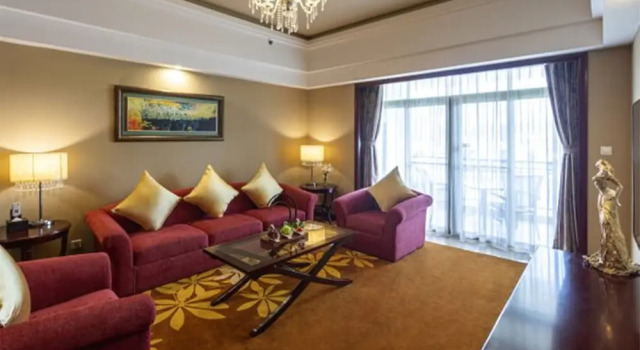 Двухместный люкс Deluxe Gaoming Country Garden Phoenix Hotel